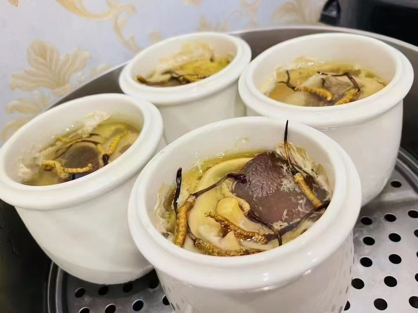 冬蟲(chóng)夏草燉什么最好？5種黃金搭配讓滋補(bǔ)效果翻倍