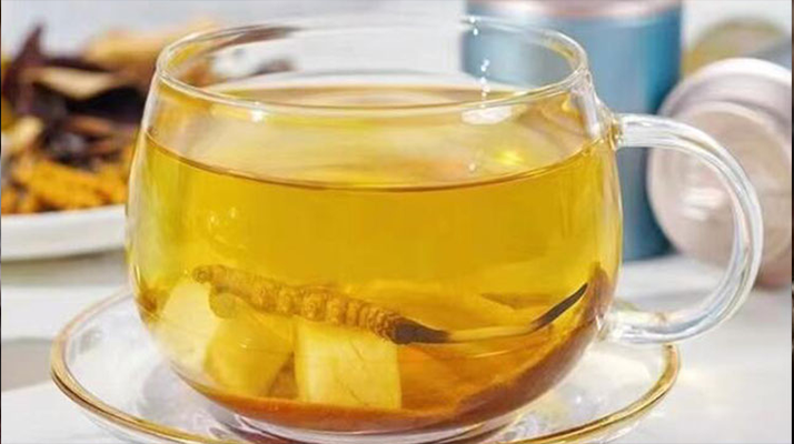 冬蟲夏草泡水有顏色嗎？一文讀懂真相?