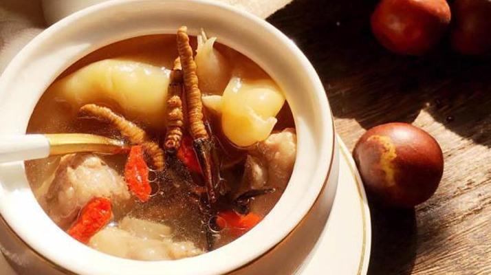  石斛、冬蟲夏草、西洋參、枸杞搭配，如何吃更養(yǎng)身？